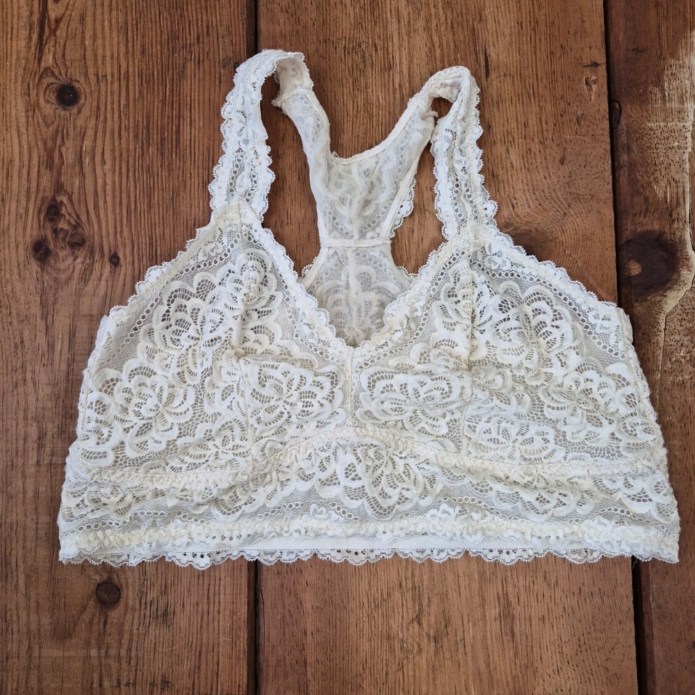 Torrid Ivory Floral Lace Racerback Bralette Size 2 Cream Scalloped Trim